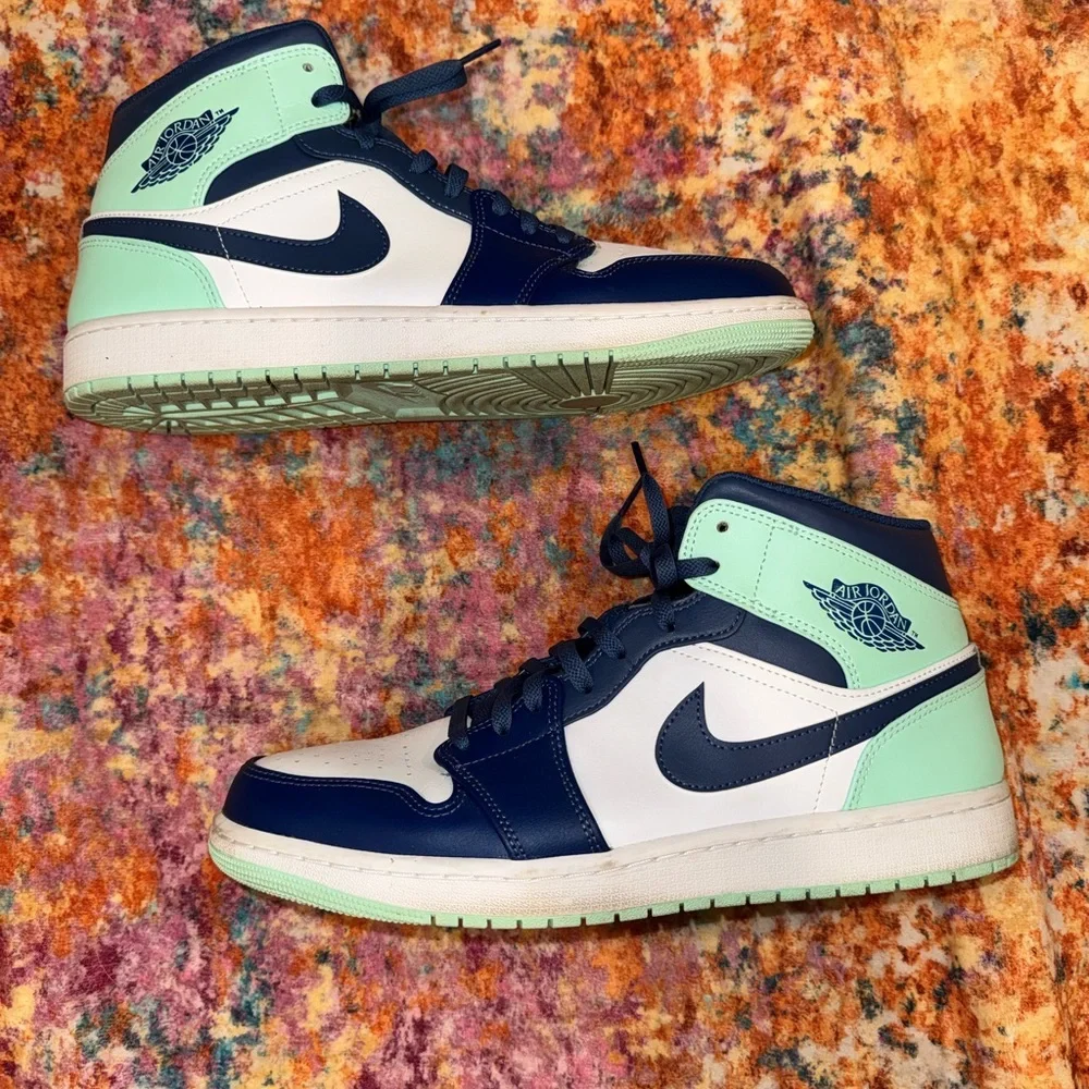 Nike Air Jordan 1 Mid Navy Mint Green White Sneakers Men’s Size 12 554724-413